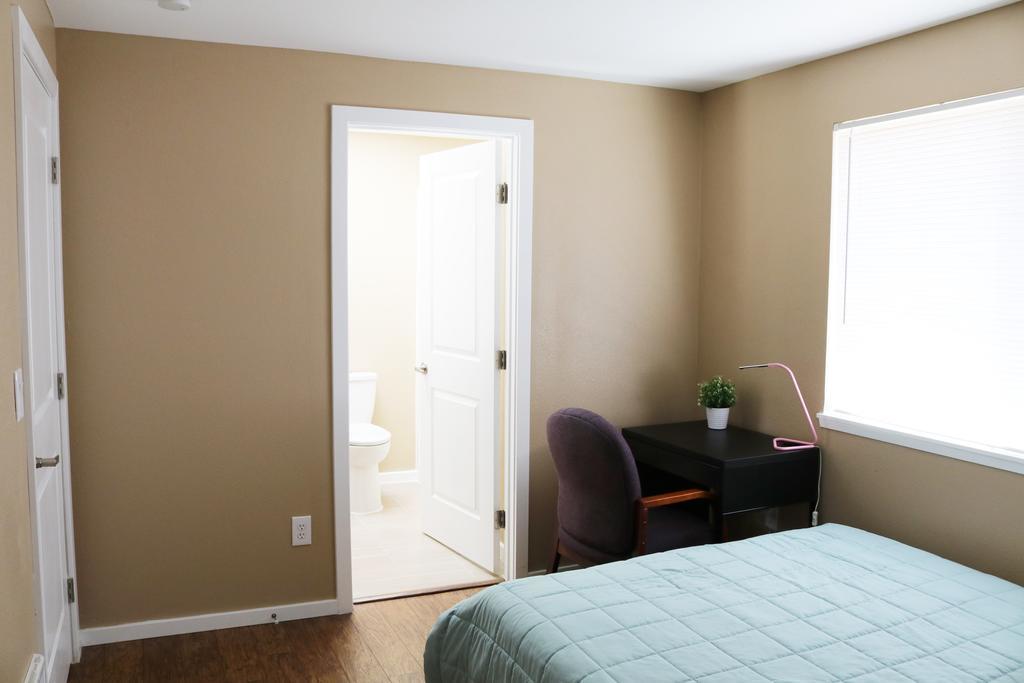 Quiet, Clean And Comfortable Room Seattle Ngoại thất bức ảnh