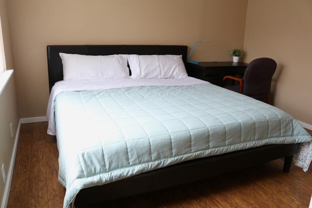Quiet, Clean And Comfortable Room Seattle Ngoại thất bức ảnh